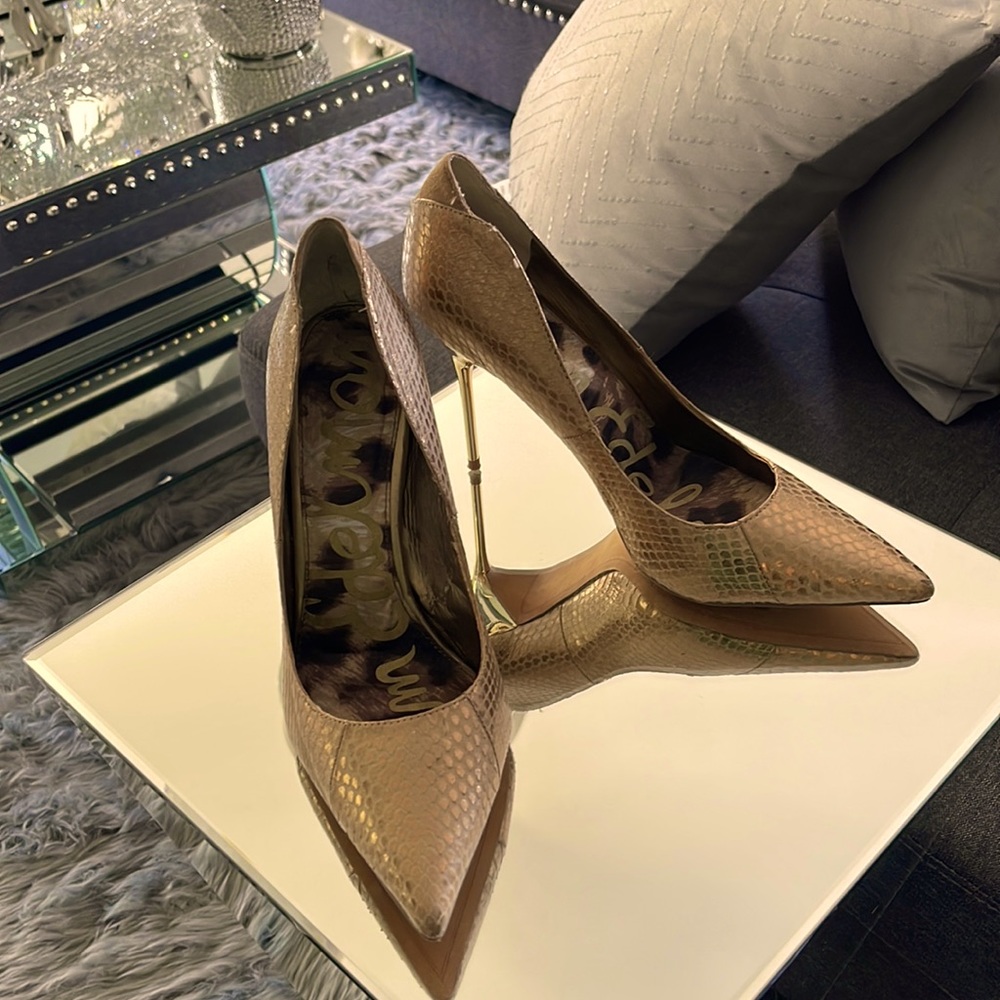 Sam Edelman gold heel pumps.